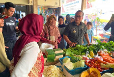 Bupati Kubu Raya Pastikan Retribusi Pasar Bahagia Kembali untuk Tingkatkan Pelayanan
