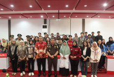 LOMBA DEBAT HUKUM KE-XVI TINGKAT MAHASISWA/I PERGURUAN TINGGI KALIMANTAN BARAT