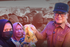 Operasi Pasar Desa Kuala Dua, Bupati Sujiwo Kembali Beri Subsidi Pribadi