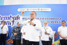 Menko Pangan ke Kubu Raya, Pastikan Pupuk Aman dan Harga Gabah Naik