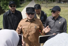 Bupati Sujiwo Resmikan Jalan Poros Ekonomi Batu Ampar, Kubu Raya