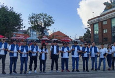 BRI Life Gelar Pelepasan Tukik, Dukung Konservasi Penyu di Pantai Kuta Bali