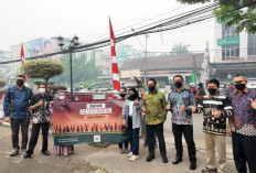 PTPN IV Regional V Salurkan 100 Paket Bantuan Korban Karhutla