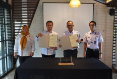 KAI - Kejari Purwokerto Teken Kerja Sama Penanganan Masalah Hukum Perdata dan Tata Usaha Negara