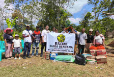 PT Arafura Surya Alam Salurkan Bantuan untuk Korban Gempa NTT