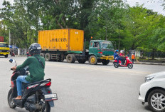 Aturan Baru Kendaraan Besar: Dishub Pontianak Awasi Ketat Jam Operasional Kontainer