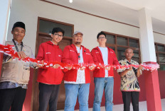 OCBC Syariah dan Rumah Wakaf Salurkan Wakaf untuk Dukung Pendidikan & Keterampilan Siswa di Pelosok Garut