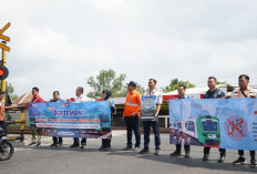 KAI Bandara Sosialisasikan Keselamatan Perjalanan Kereta Api di Perlintasan Sebidang Wates